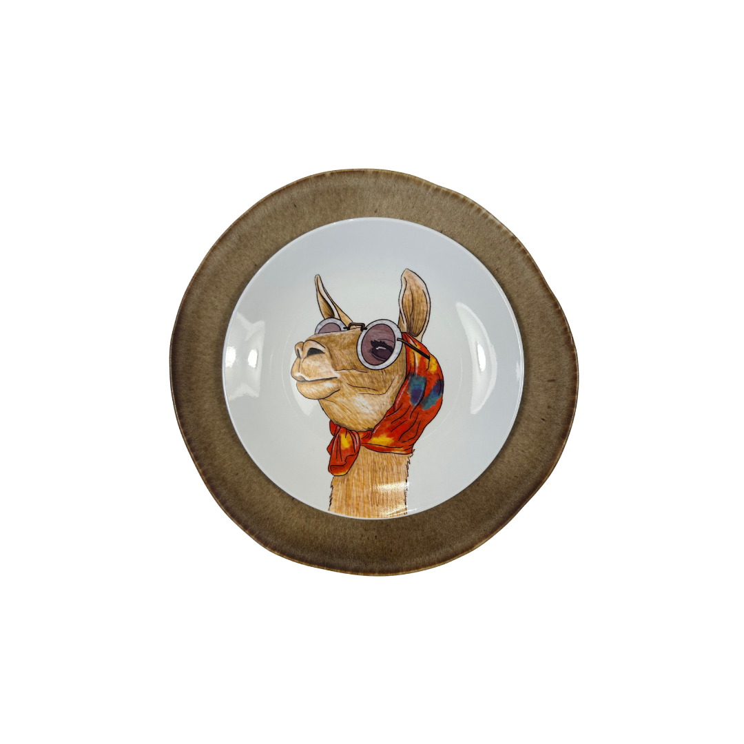 Plato porcelana llama sobre plato arena mate ceramica