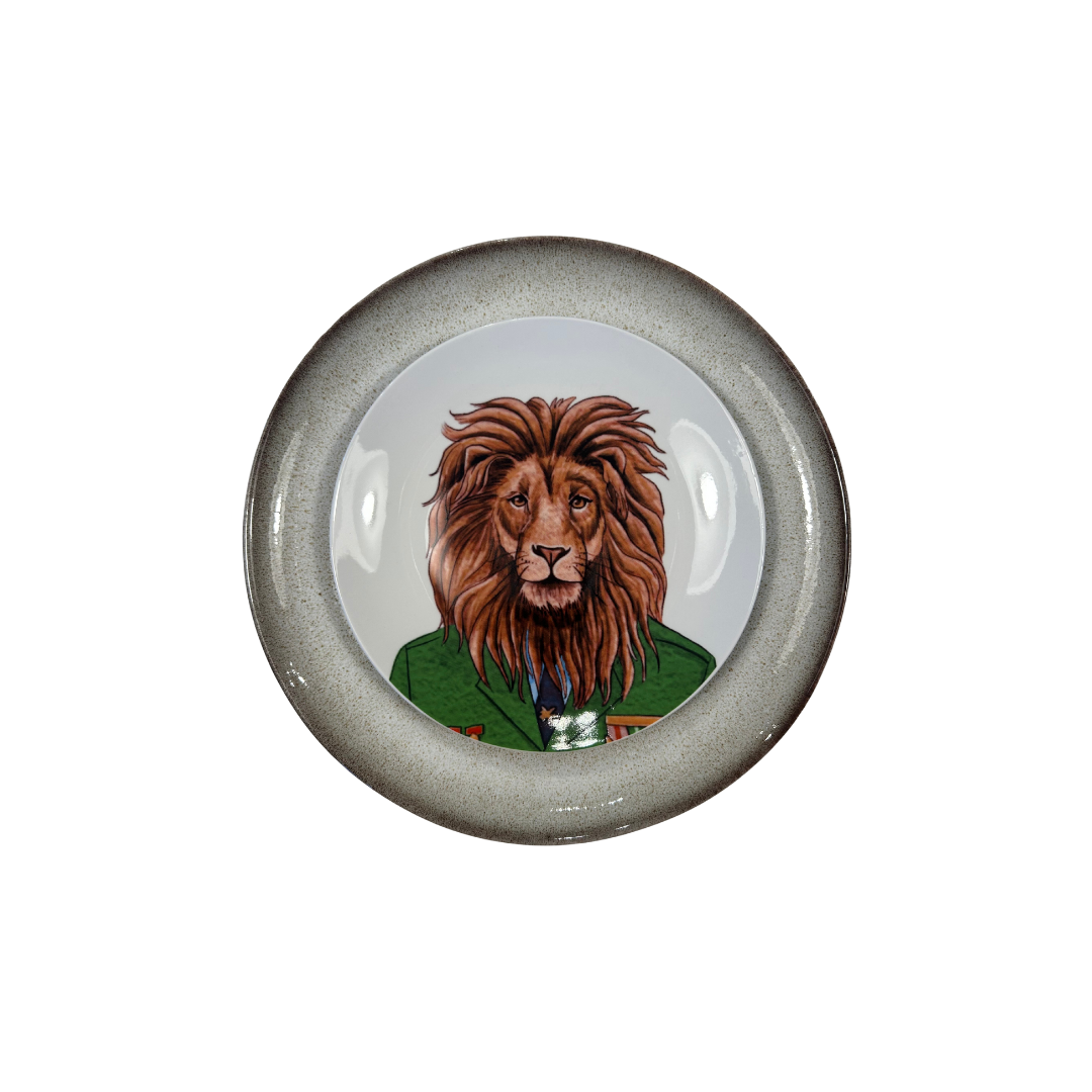 Plato porcelana leon sobre plato latte brillo ceramica