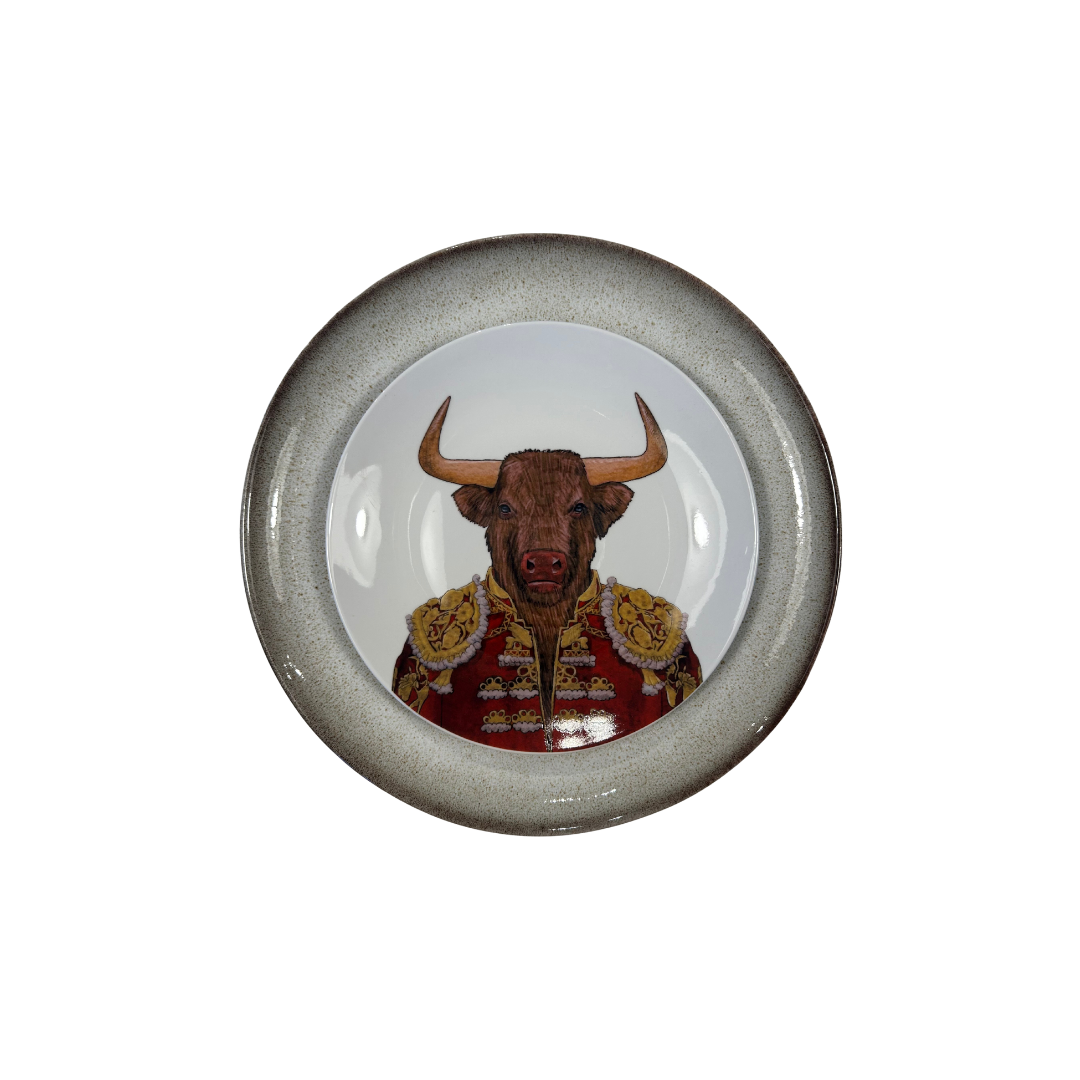 Plato porcelana toro sobre plato latte brillo ceramica