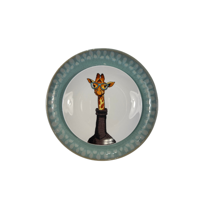 Plato porcelana jirafa sobre plato aguamarina ceramica 